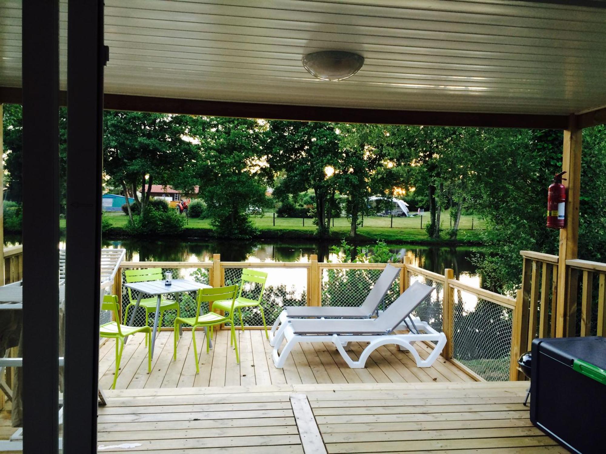 Camping Rcn La Ferme Du Latois Coëx الغرفة الصورة