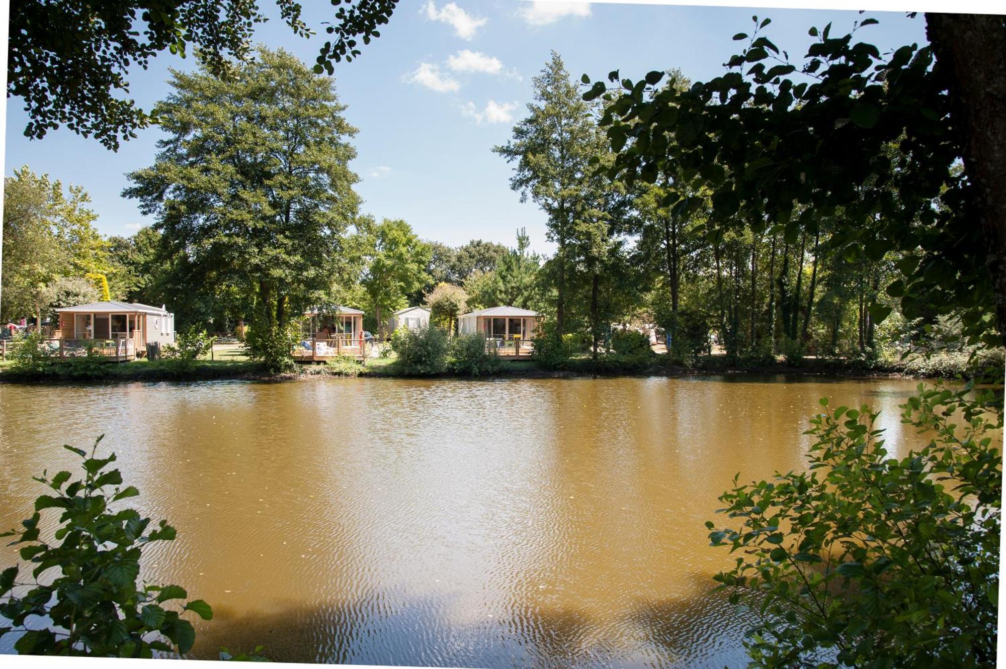 Camping Rcn La Ferme Du Latois Coëx الغرفة الصورة